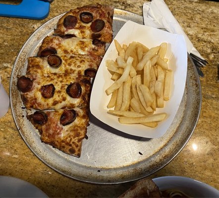 Pepperoni Pizza and fries. Not bad.