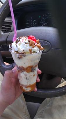 the reeses peanut butter sundae thing