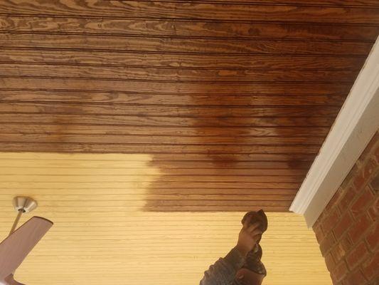 Staining Exterior Ceiling