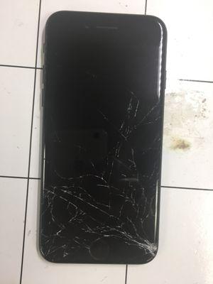 cracked iphone 7