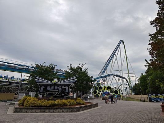 Fury 325