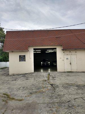 Parking Garage for short or long term parking