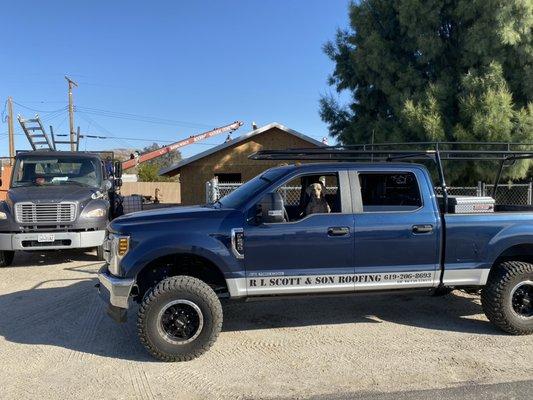 Pic of the owner in his truck.. lol