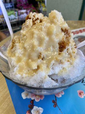 Taiwan Shaved Ice with Red Beans, Almond Jello, Taro and Lychee. But maybe next time no brown sugar.