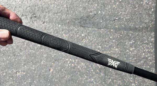 Midsize grip to match full set.