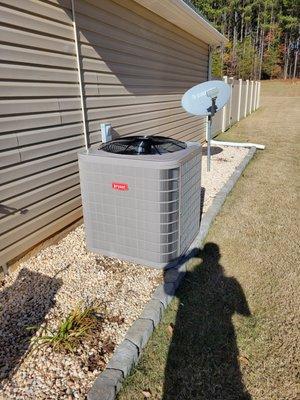 New 2 stage 16 seer high efficiency heat pump install.