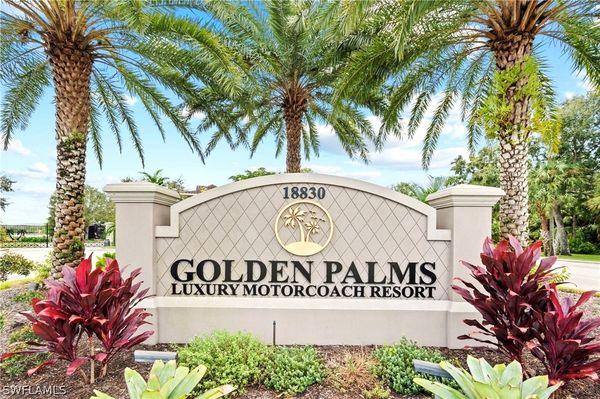 Experience Luxury at the #1 RV & Motorcoach Resort in Southwest Florida.
Immerse yourself in beauty and luxury at Golden Palms