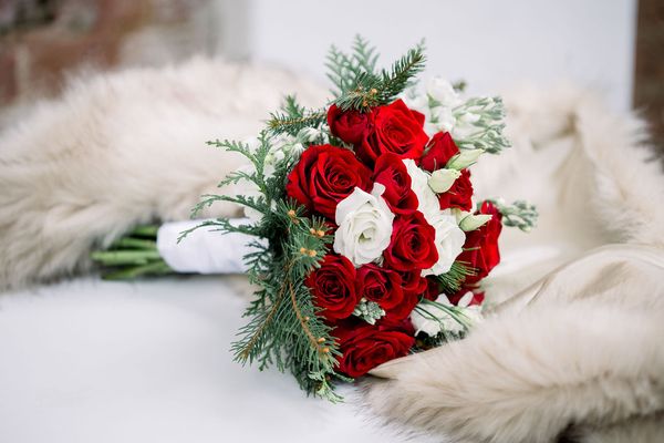 Red-White Bouquet