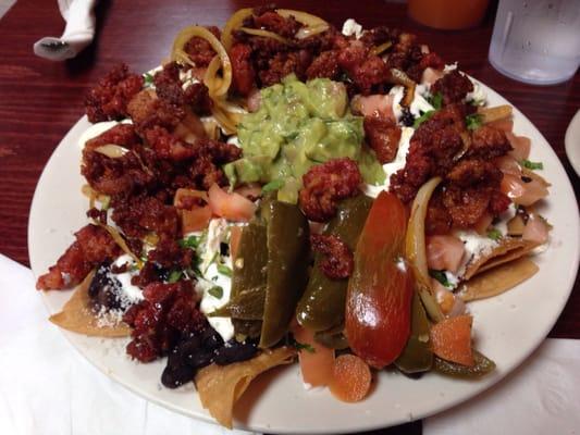 Nachos con chorizo