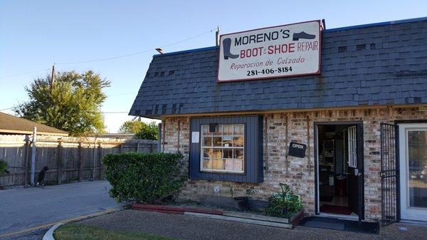 Moreno's Boot and Shoe Repair