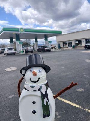 Snowman is at BP