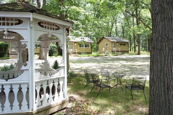 Courtyard with gazebo and cabins