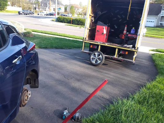 tire change service in Baltimore Maryland