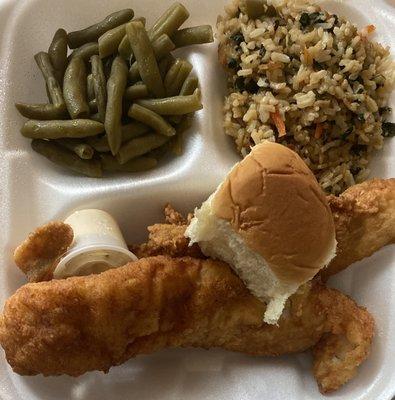 Fried fish and veggie rice, green beans, August 2020