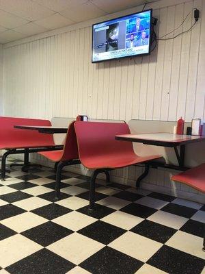 There is a small dining area inside Poteet's Pit Stop.