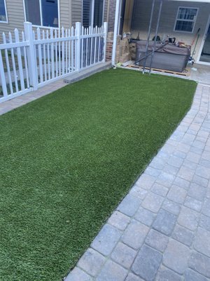 Artificial turf