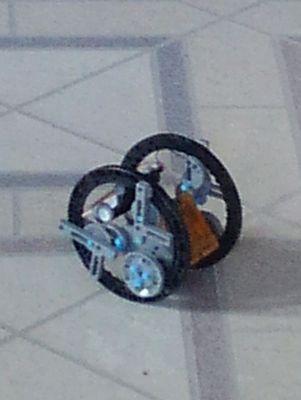 The Rollie Pollie Robot completed but doesn't move on the floor