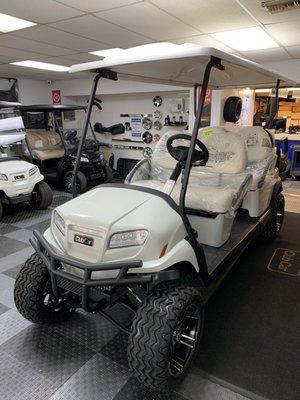 2021 Club Car Onward 6-passenger in Metallic Glacier White