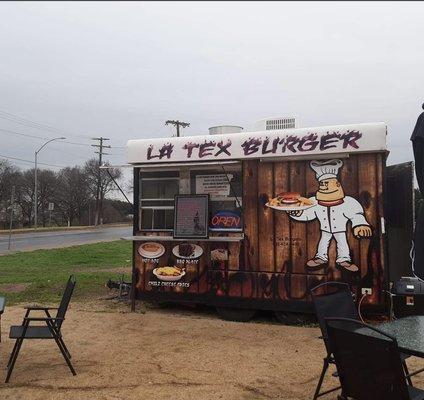 This is the one and only la Tex burger food truck probably just about the best place to get a freshly cooked meal