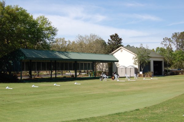 Outdoor covered hitting bay