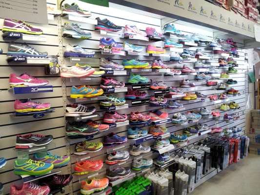 Up & Running Shoe Wall