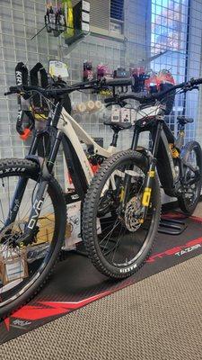 Intense Tazer MX E-Bikes Ready to shred