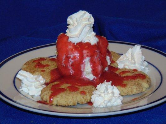 Sundae made with Snickerdoodles and Strawberry Puree