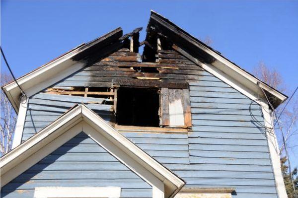 Whether the fire on your property caused water, smoke, or fire damage that is in need of repair, our technicians are here to help you.