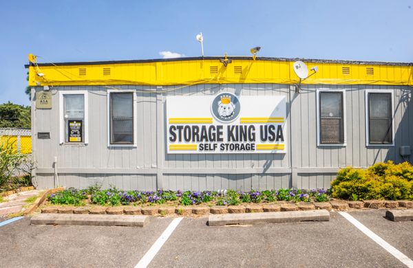 Storage King USA