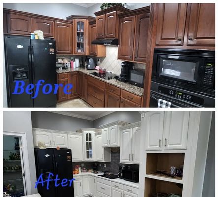 Get Tired of your Kitchen's Cabinet? We can help you!