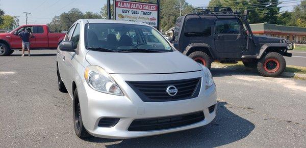 13 Nissan Versa .. 118k miles