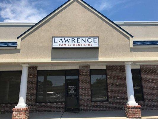 Lawrence Family Dentistry
3302 Bridges Street, Suite H
Morehead City, NC 28557
https://lawrencefamilydentistry.com/

Dental C...