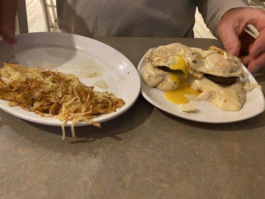 Eggs. sausage, biscuits with gravy & hash browns