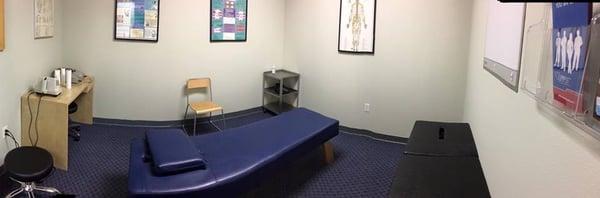 Dr. Vu's treatment room at Rivera Chiropractic Group