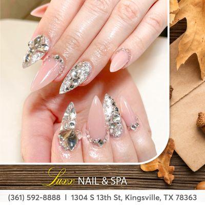 Immerse in Glamour: Luxe Nail Designs, Outstanding Service, and a Warm, Welcoming Team!