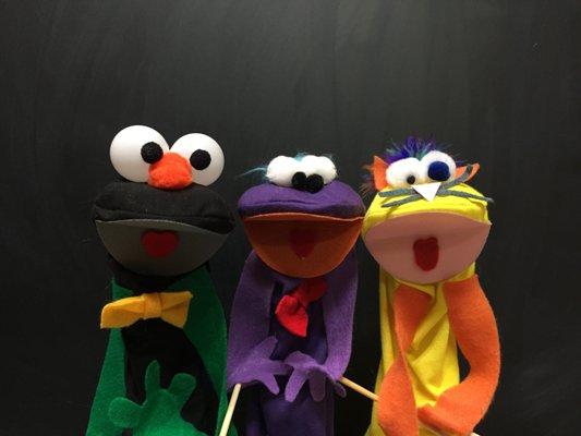 Puppet making workshops for kids & families!