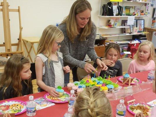 Awesome Art Birthday Parties at studio nafisa