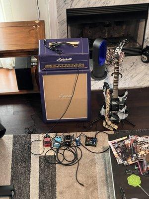 Marshall Min Plex SV20 with my Jackson soloist and pedals.