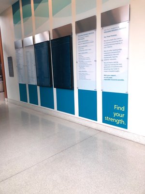 Hallway from lobby to cafeteria at Spaulding rehabilitation Hospital