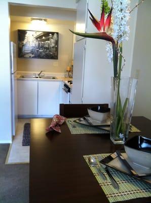 1 Bedroom Dining Area