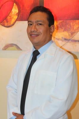 Dr.Zambrano- General Dentistry and Cosmetic/Implants Dentistry