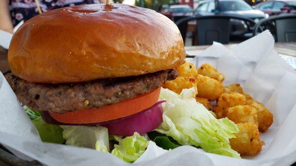 Build your own Impossible burger w/tater tots ($11). Decent, but nothing amazing. Daiya vegan cheese is also offered.