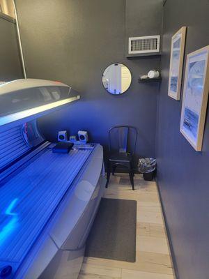 our new hybrid UV and red-light tanning bed.