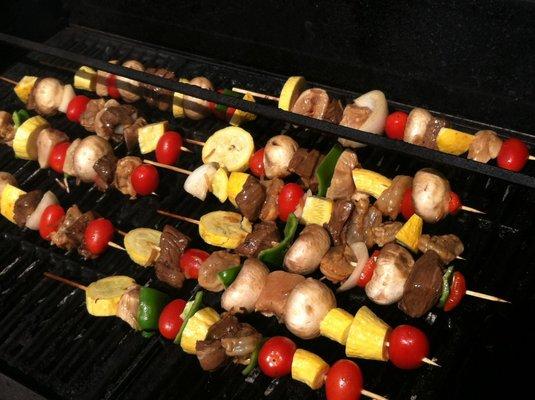 Grilled veggie and beef kabobs