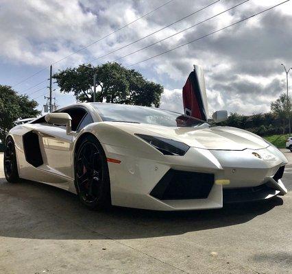 Aventador in for exterior maintenance wash and interior detail.