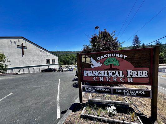 Oakhurst Evangelical Free Church