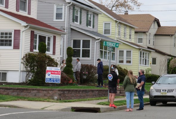 Multiple Buyers waiting to preview Rochelle Park Home. Patrick Baratta Re/max