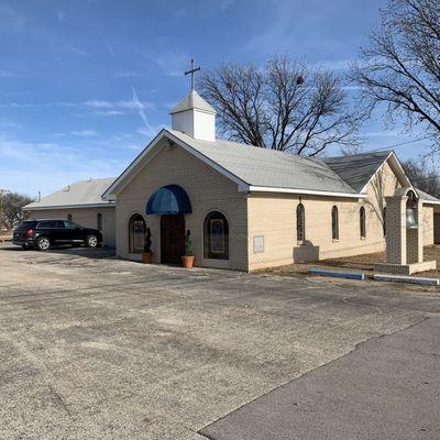 Front of the Holy Cross Greek Orthodox Church.