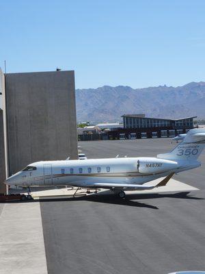 Scottsdale Airport (SDL)