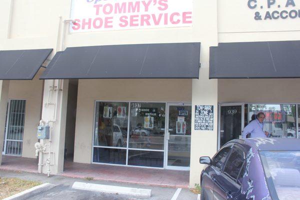 New Store Front Location 937 NE 125st North Miami, FL 33161